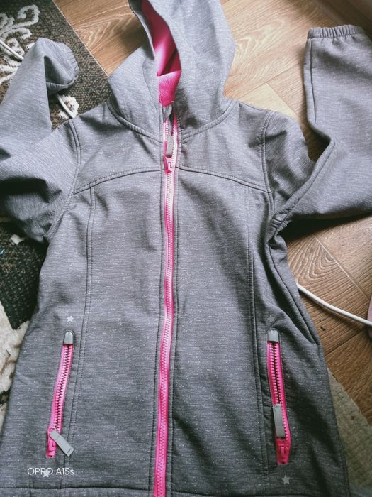 Продам женскую куртку