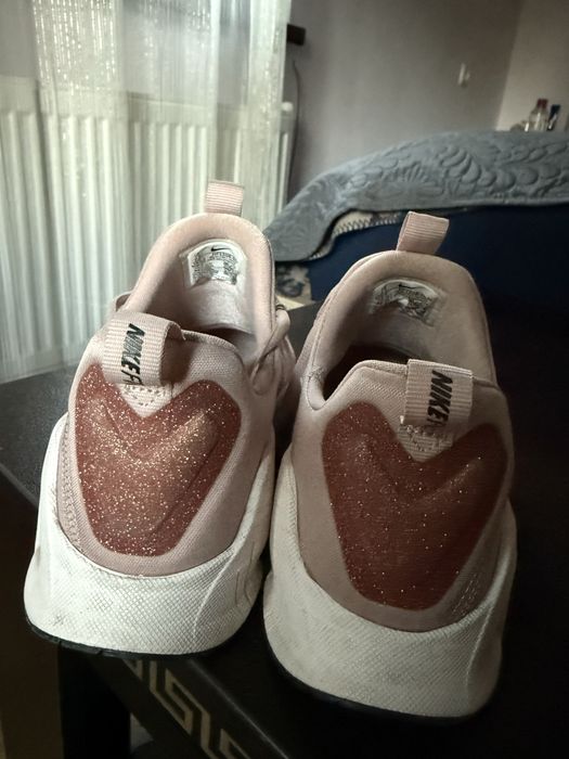 nike metcon 6 pink glitter