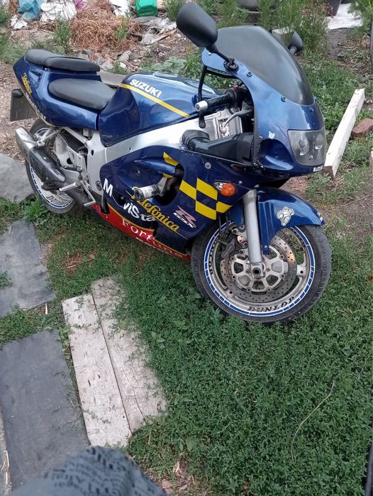 Продам мотоцикл сузуки