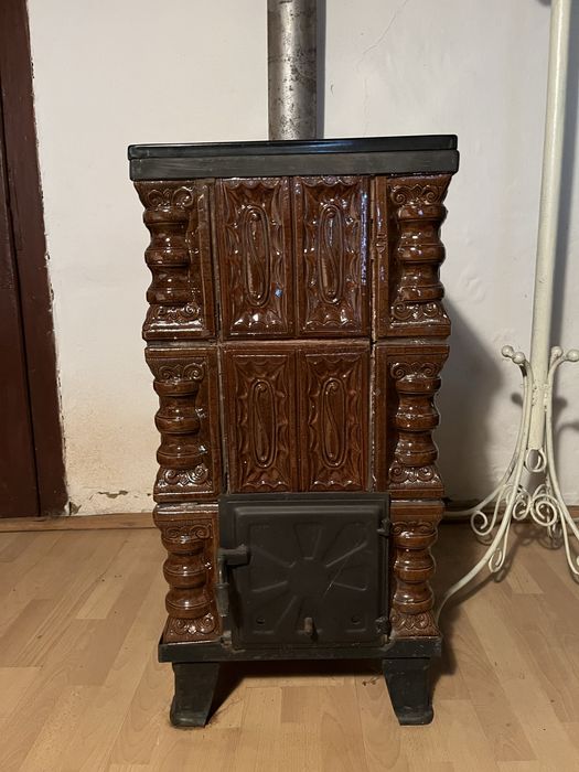 Soba de teracota noua, 44x44x90 cm