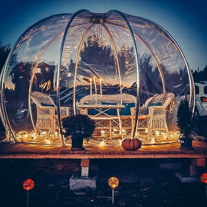 Casa/ cabana cu vedere superba la Lacul Padureni