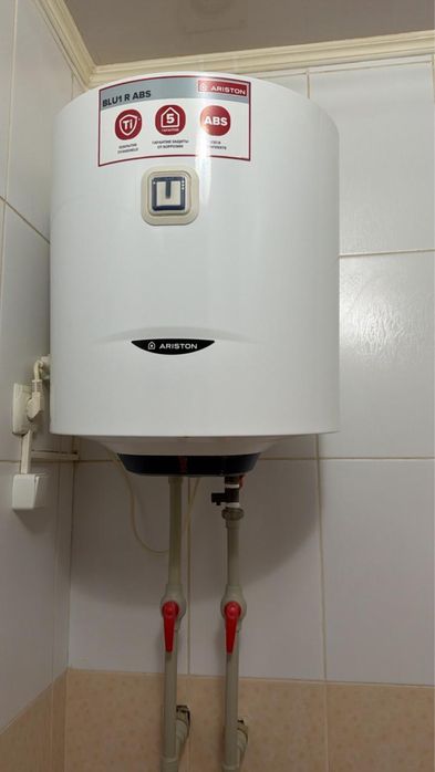 Отдам, аристон б/у, 50 л, рабочий, требует ремонта