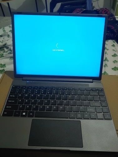 Лаптоп Kuu Yobook m