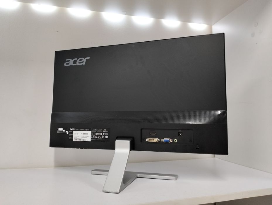 Монитор Acer и HP