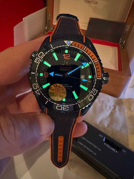 omega seamaster planetocean синьо