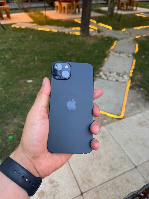 iPhone 15 Plus 128 gb Qora rang