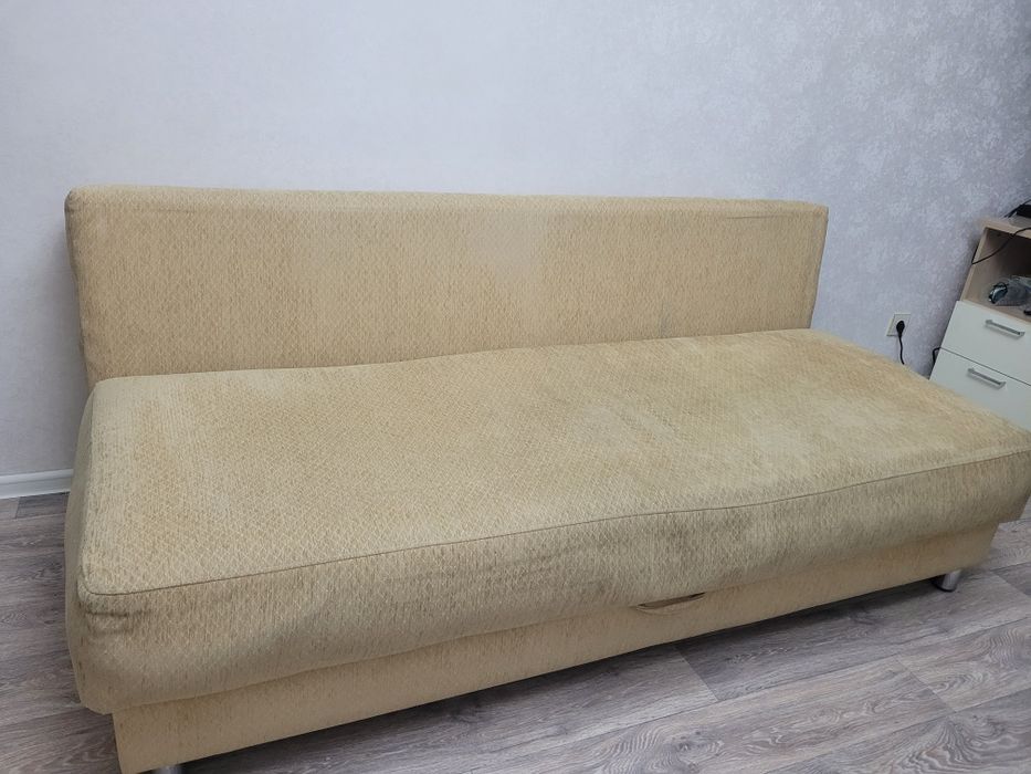 Продам диван-тахту б/у, за 2 тыс
