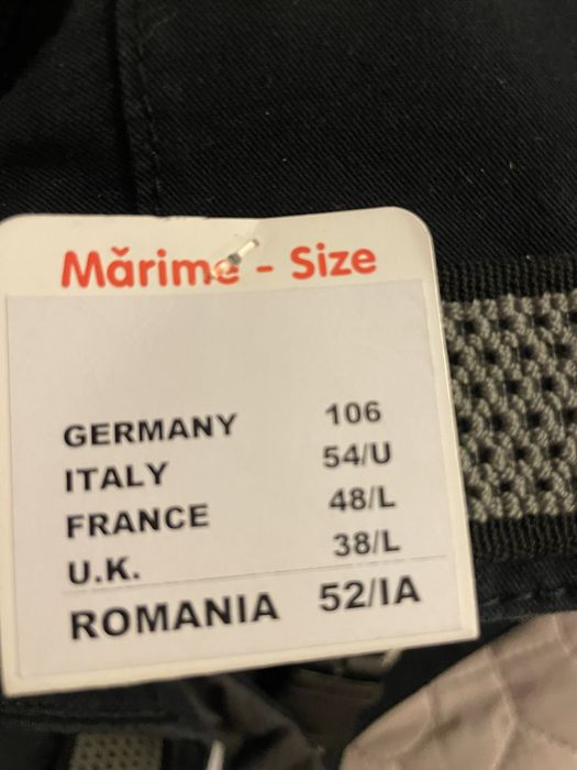 Pantaloni barbati, noi cu eticheta.