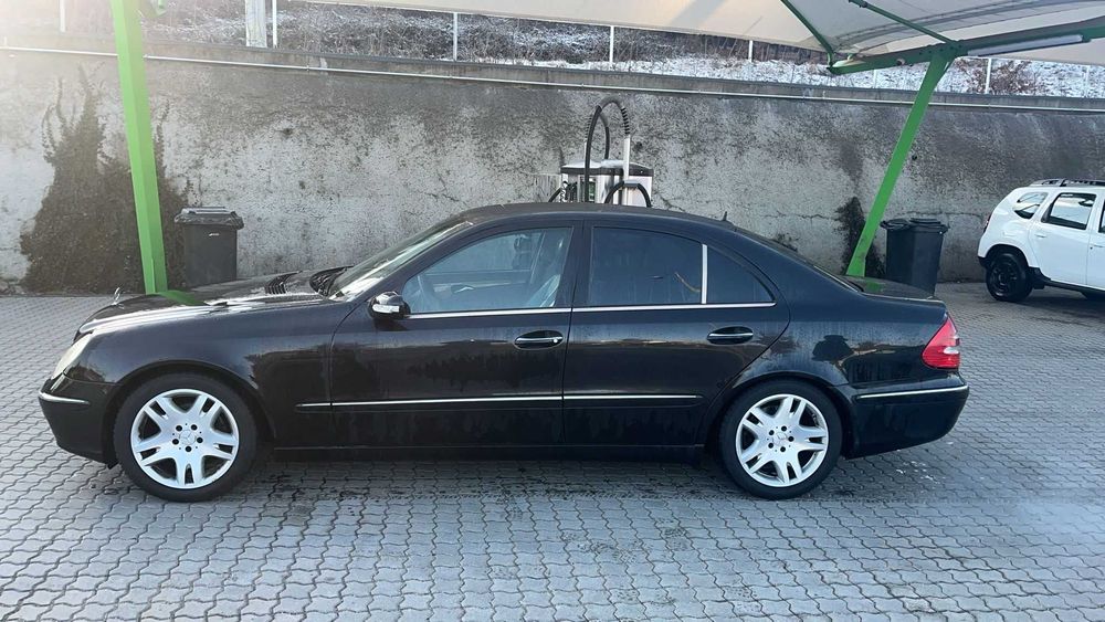 vând Mercedes E 320 cdi automat, 2005 .Se poate și schimb