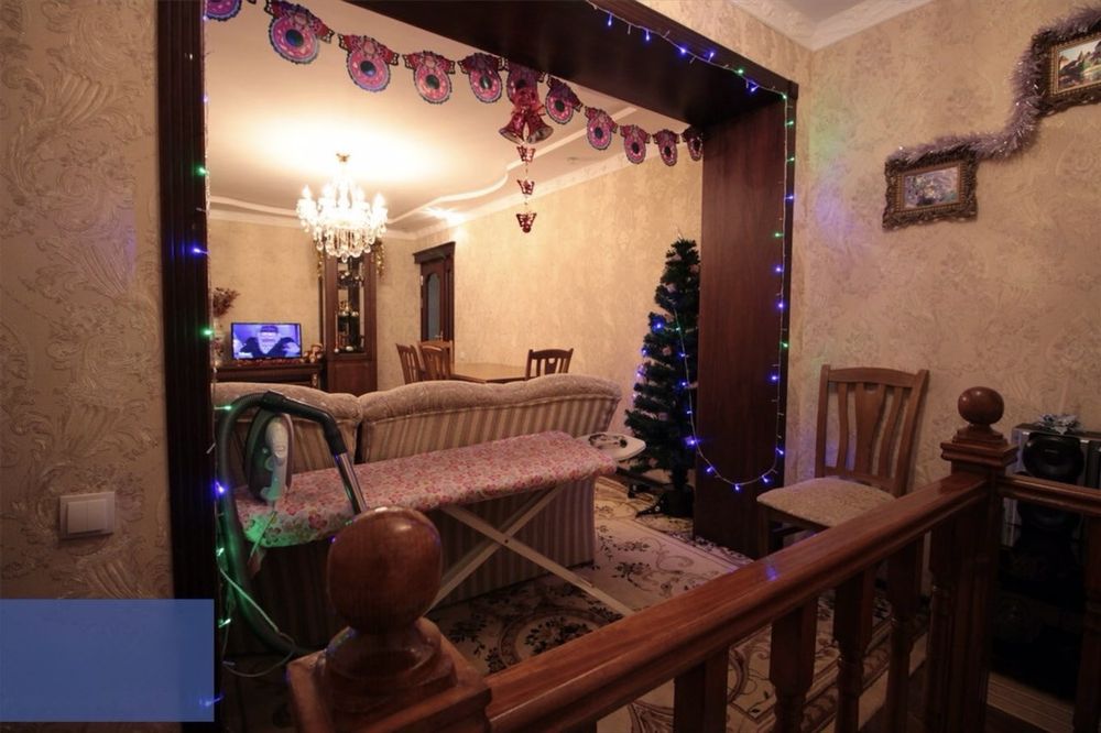 Срочно продаётся 77 серия 3х комнатни квартиры