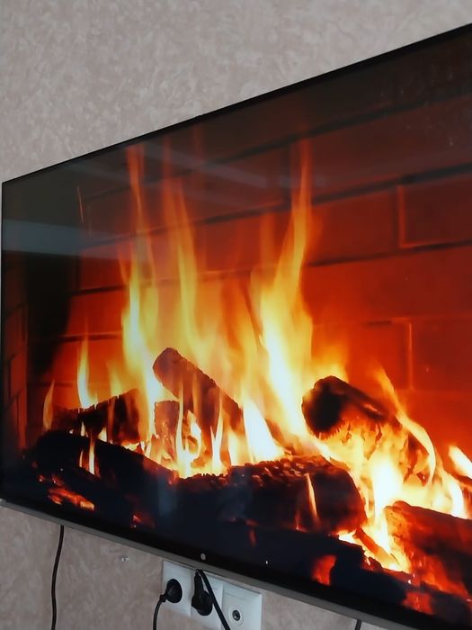 Телевизор LG в хорошем состоянии