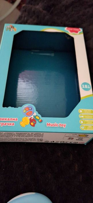 Музикална играчка Мони