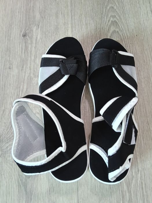 Продам Сандали летние