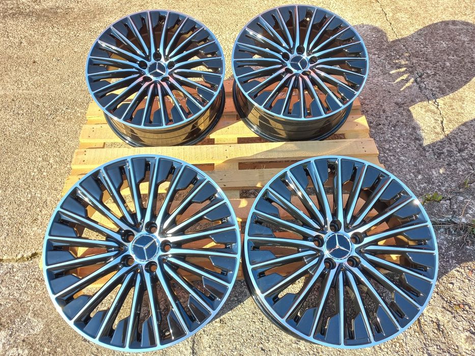 19 Mercedes 8j et45 A CLA C E Glc Gle Ml S Class Black Polis