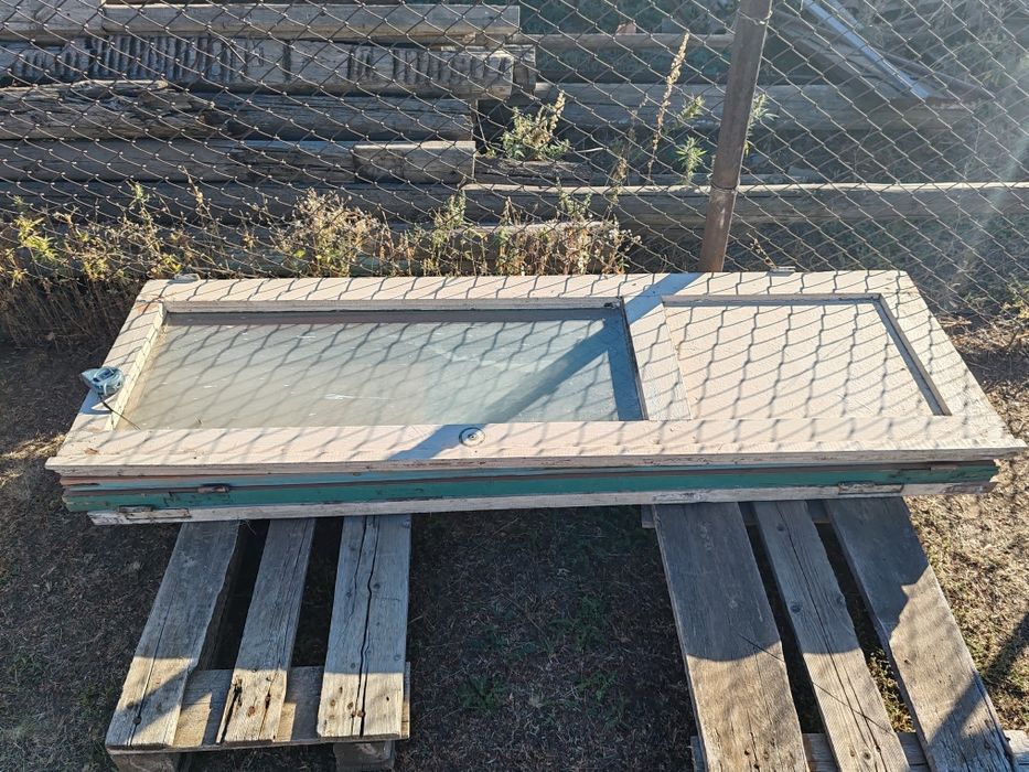 Продам двери бу.