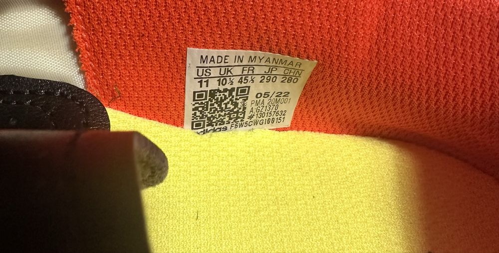 Ghete fotbal teren sintetic