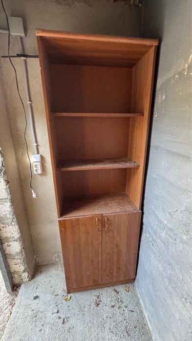Продается полка, шкаф. Стеллаж