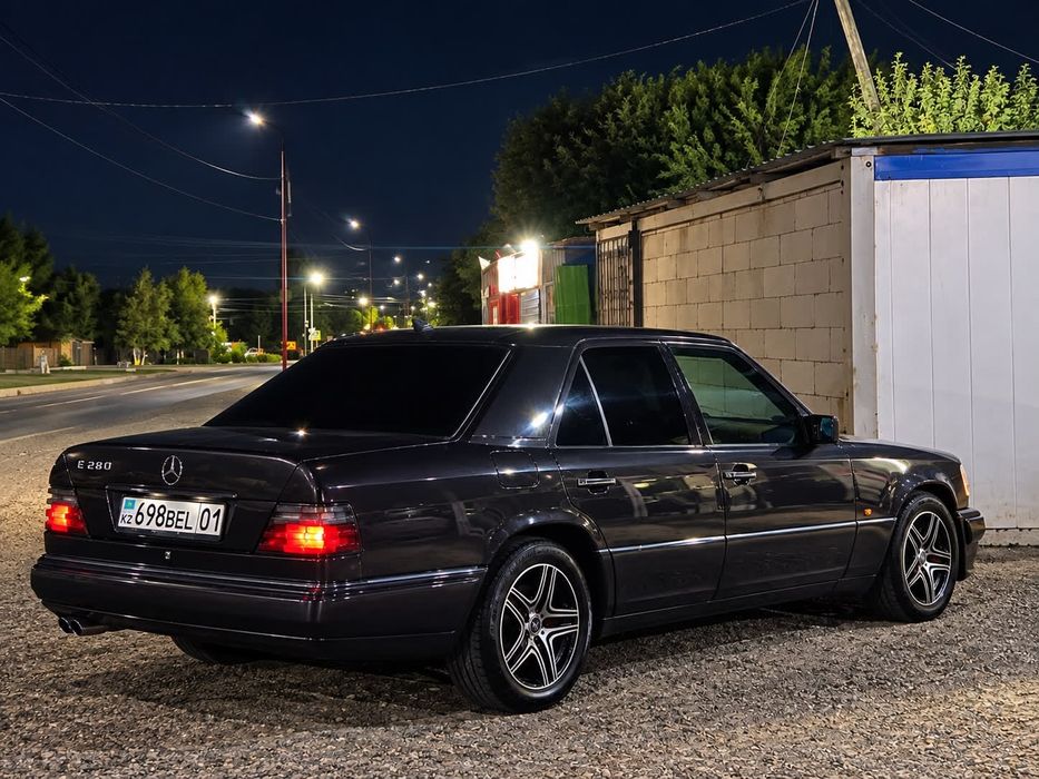 Мерседес титанка r16