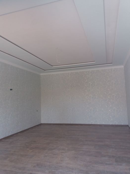 Обой, травертин, шпаклевка ранг, ламинат ишларини киламиз