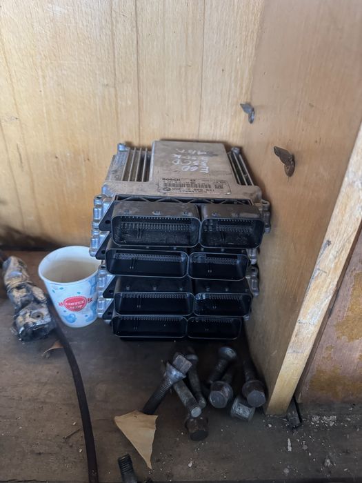 Компютри от бмв 3.5д 286кс