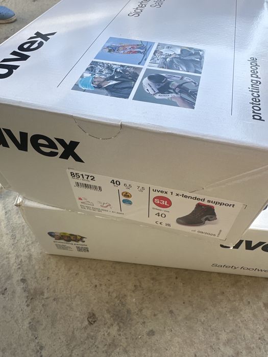 Bocanci Uvex Protecie