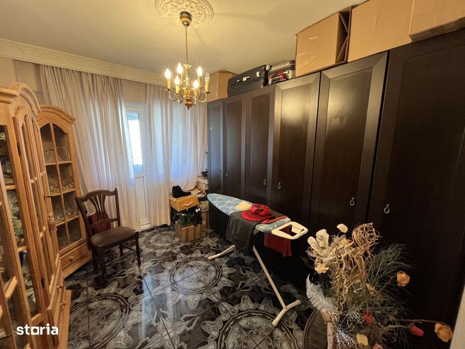 Fasleza nord, str Unirii, apartament cu 4 camere, decomandat, et 3/4!