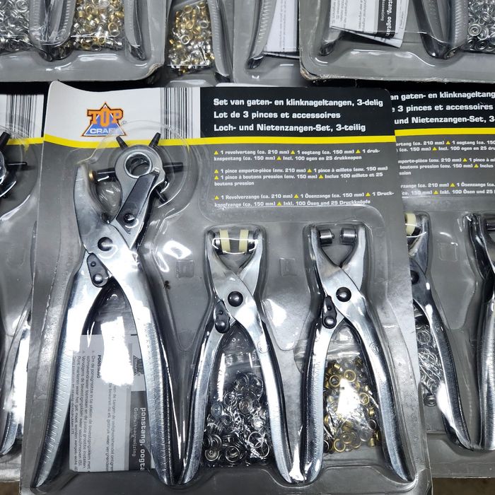 Lot 15 seturi de clești de capsat și găurit curele