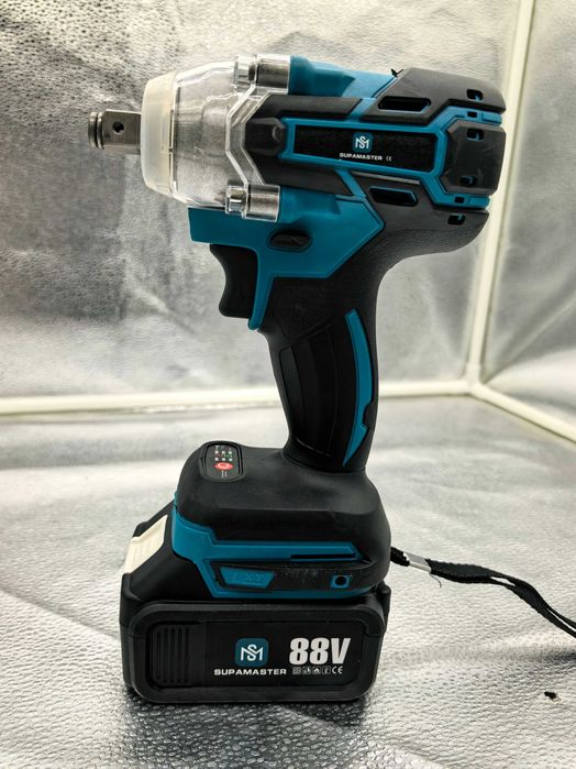 Set scule electrice 88V cu acumulator 4 piese 799 lei