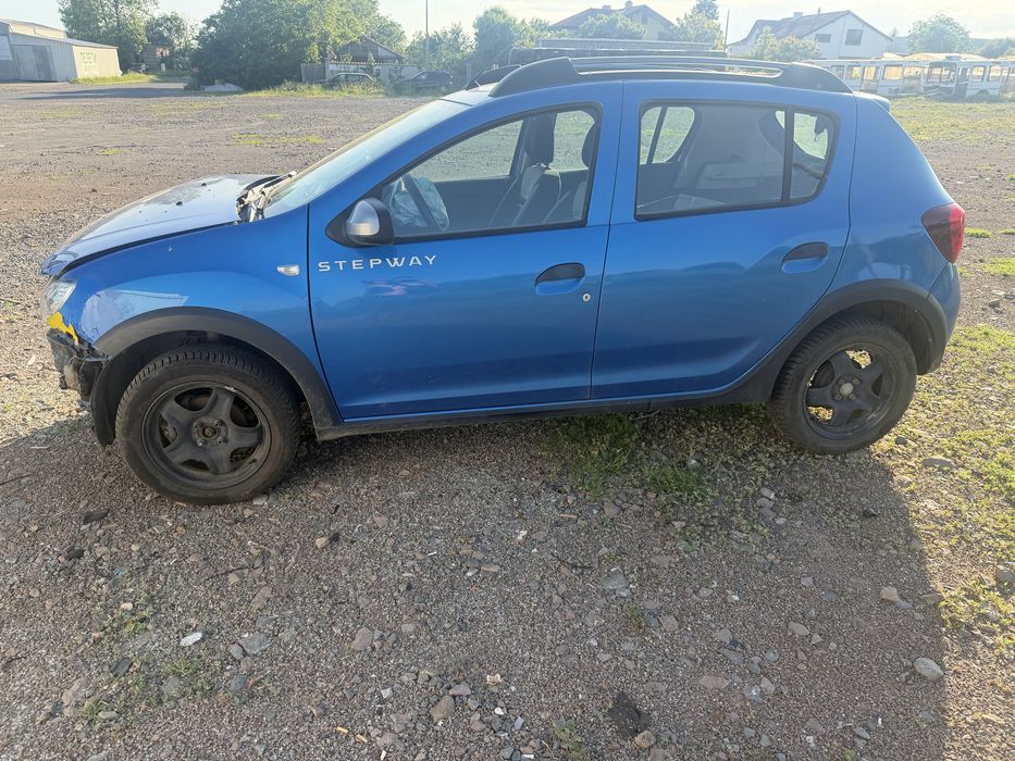 Dacia Sandero Stepway 1.0 TCe НА ЧАСТИ / 2019г / 90hp