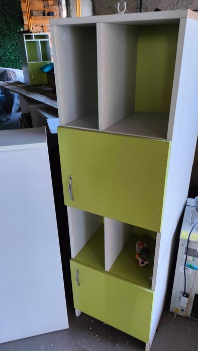 Мебели за офис