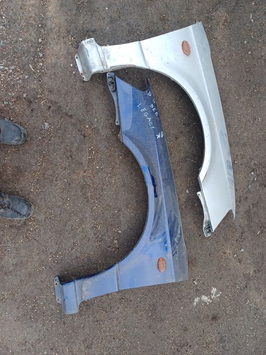 Грылья субару легаси