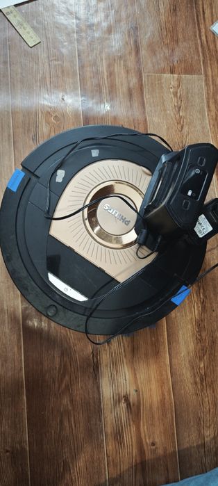 Продам робот пылесос