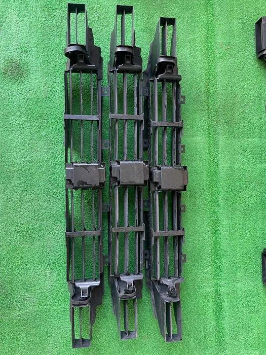 Grila activa inferioară  trager completa  pentru  Bmw Seria 7 G11 G12