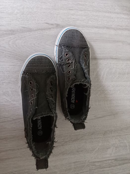 Tenesi CCC băiețel Nr 28!