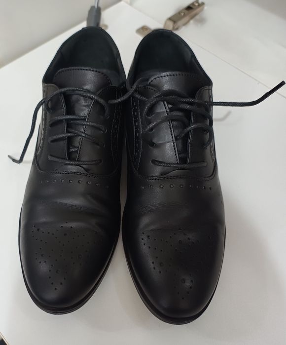 Pantofi adolescenți