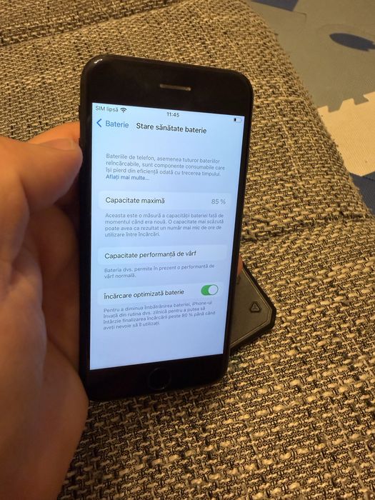 iPhone 7 Black 128 GB – baterie 85% husa