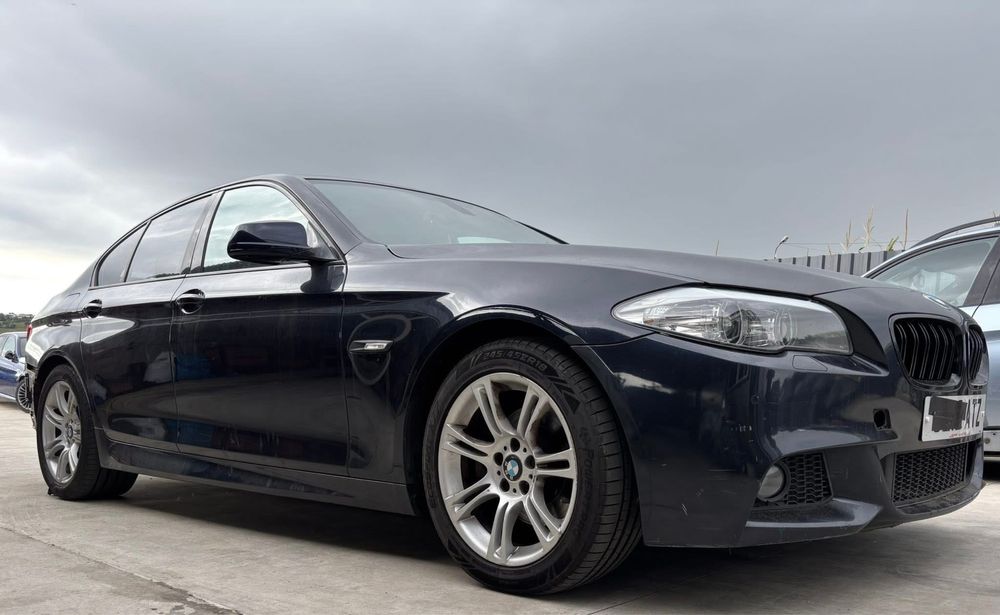 Dezmembrez BMW 520d F10 M-Pack ,Automat,Recaro piele,volan M