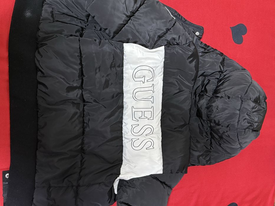 Geaca guess marimea S