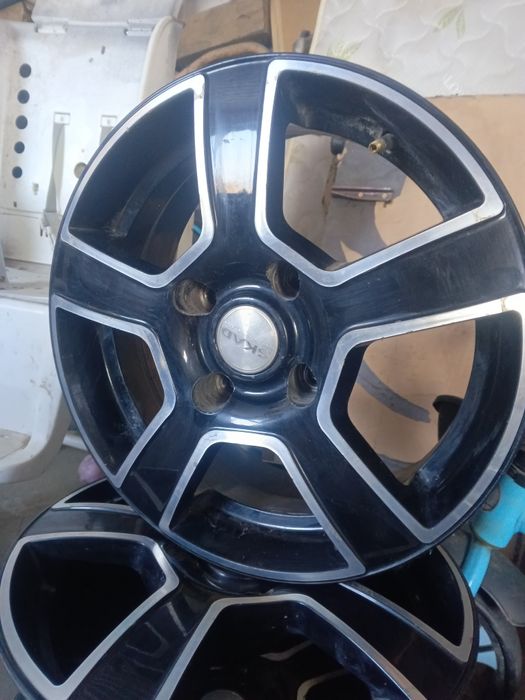 Продам диски R15 4/114.3