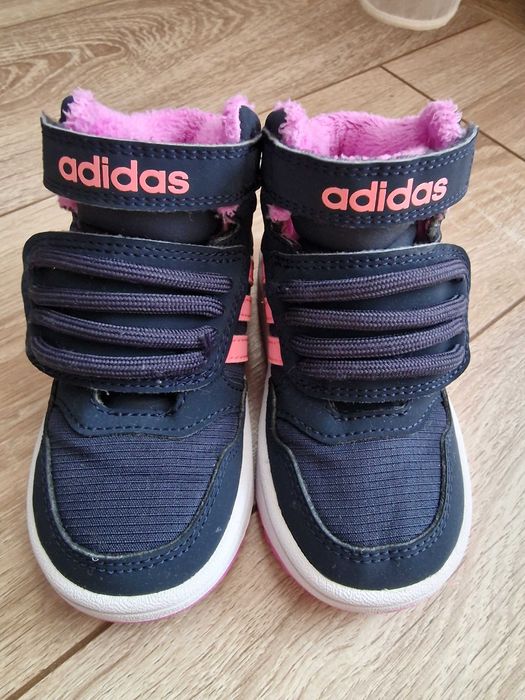 Детски Адидас кецове 22 Номер