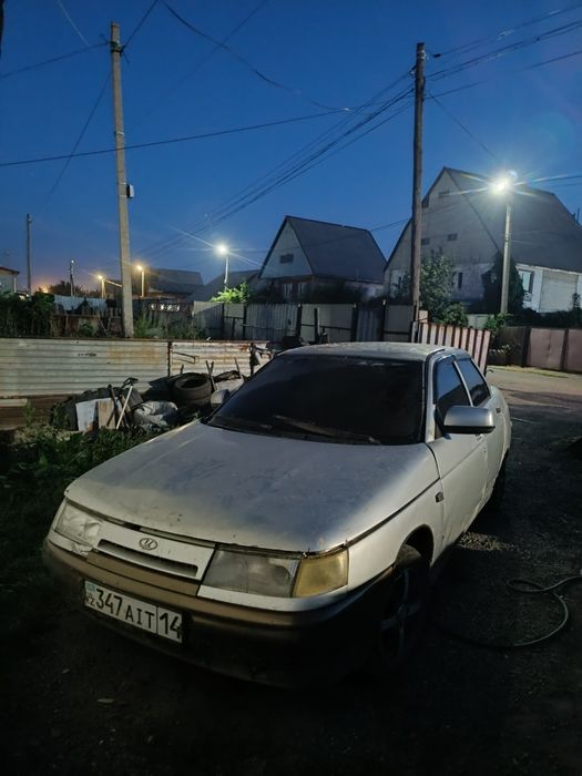 Продам десятку инжектор
