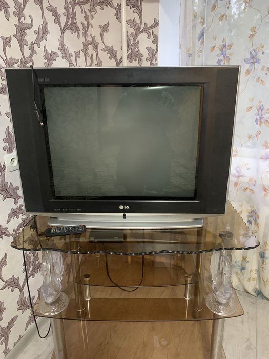 Продам телевизор