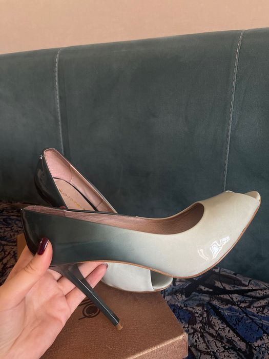 Туфли на шпильке