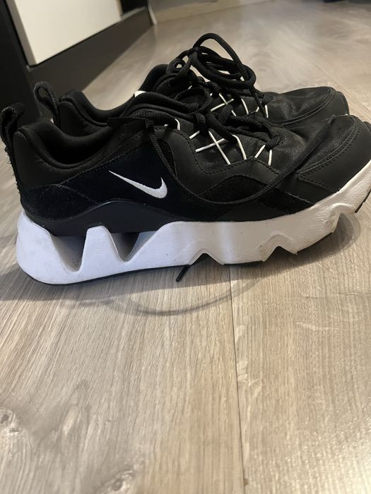 Дамски оригинални маратонки Nike размер 40,50