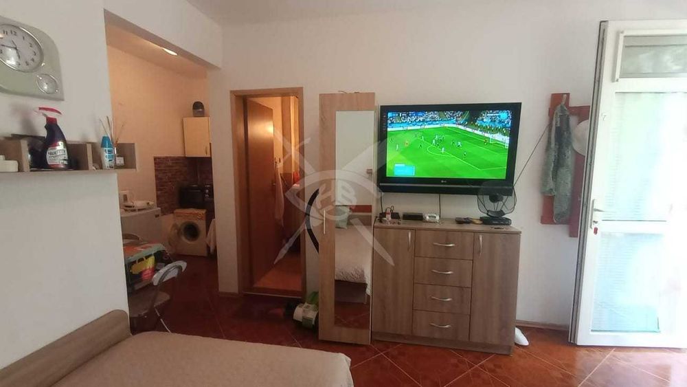 Продава се Едностаен апартамент в к.к. Слънчев бряг - 35 кв.м за 958 €/кв.м - Снимка #2