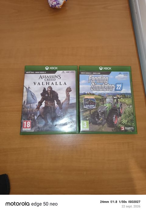 Vând doua 2 jocuri