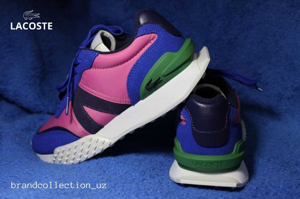 Женские спортивные кроссовки от бренда Lacoste