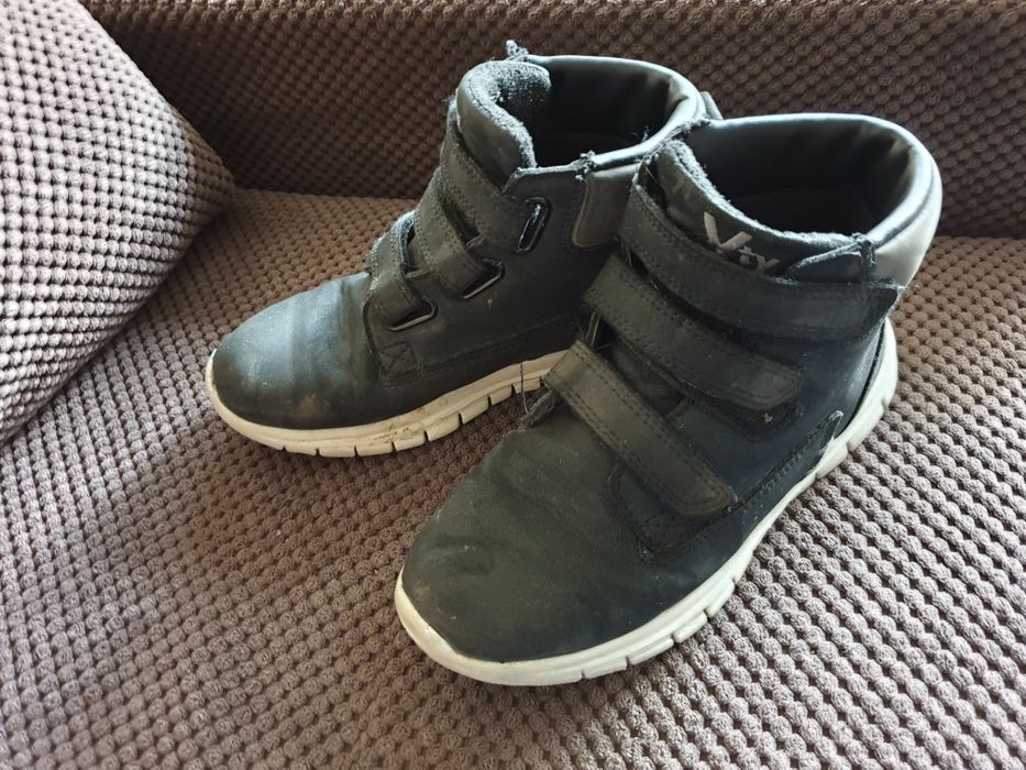 Детски боти 31 номер, за 10 лв.