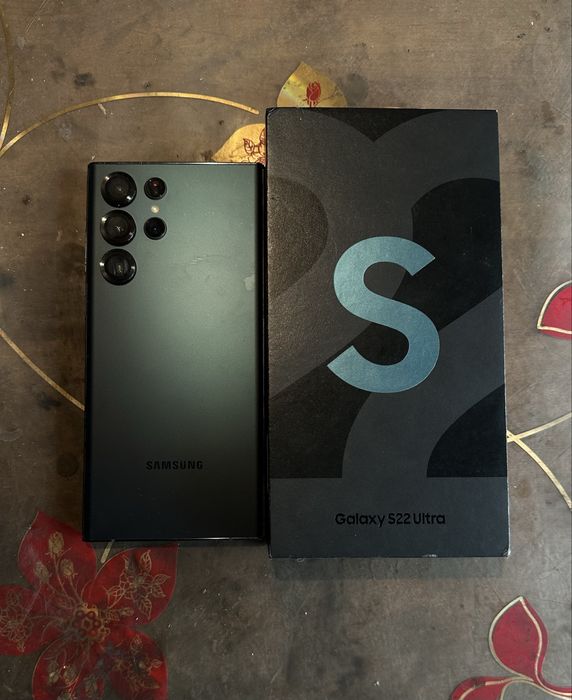 Срочно Samsung Galaxy S22 Ultra 512gb
