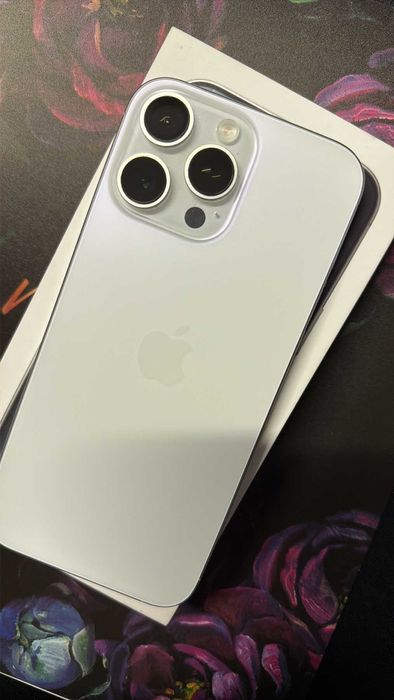 iPhone 16 pro max 256, бял